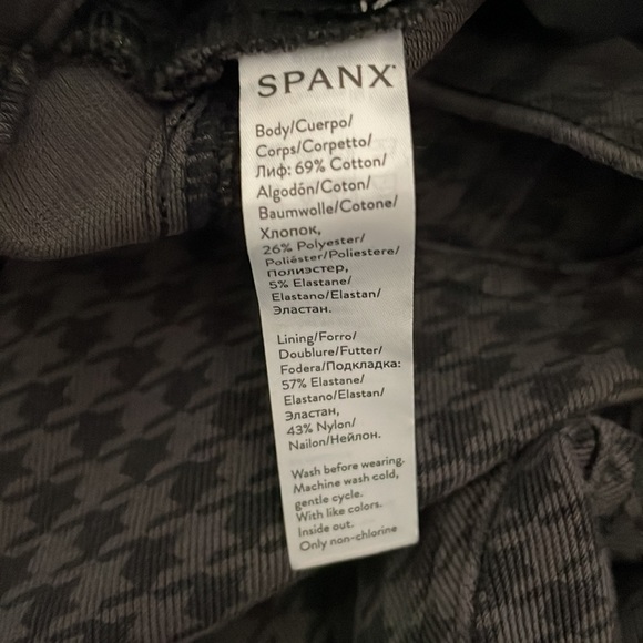 Spanx, Houndstooth Leggings, Size Medium, Black/Gray, Jean-ish® Ankle Leggings - Picture 6 of 7
